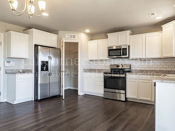 4th image of 11727 Sedge Ct