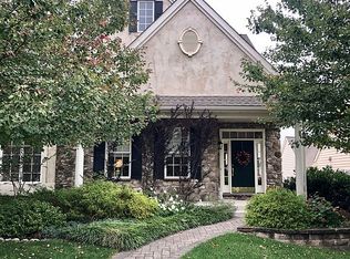 14 S Henley Dr, Avondale, PA 19311