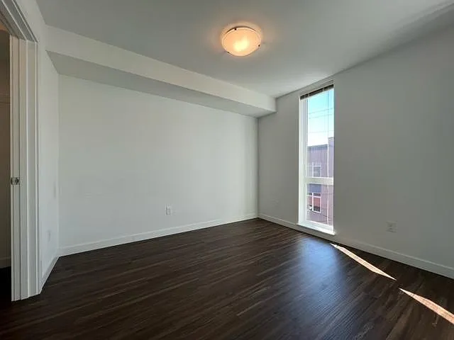 Queen Anne Flats — Photo 90