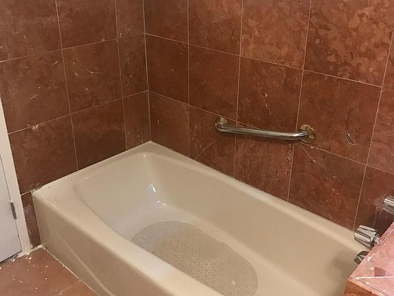 5th image of 10613 S 8th Ave