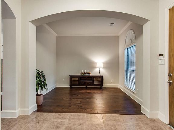 3rd image of 2429 Northwind Dr