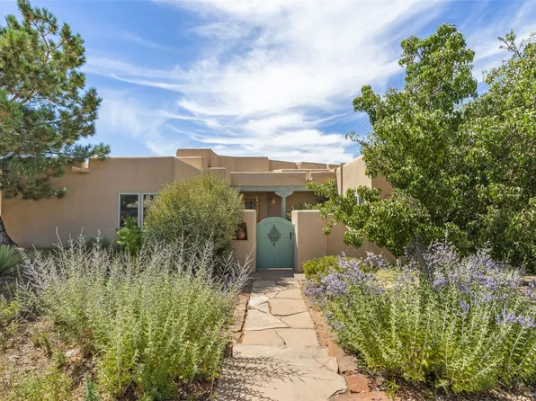 29 Bosque Loop, Santa Fe, NM 87508