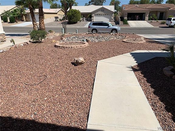 4th image of 2044 E Desert Palms Dr