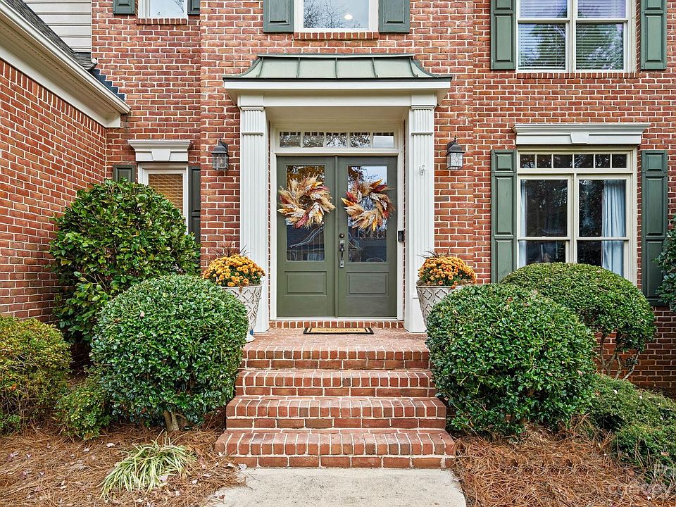 1st image of 113 Ivy Hollow Ln