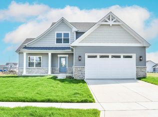 9745 Beacon Pointe Ln, Cedar Lake, IN 46303