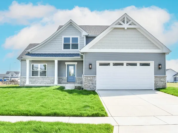 9745 Beacon Pointe Ln, Cedar Lake, IN 46303