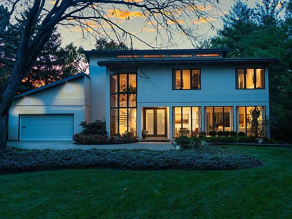 2nd image of 3087 Asbury Dr