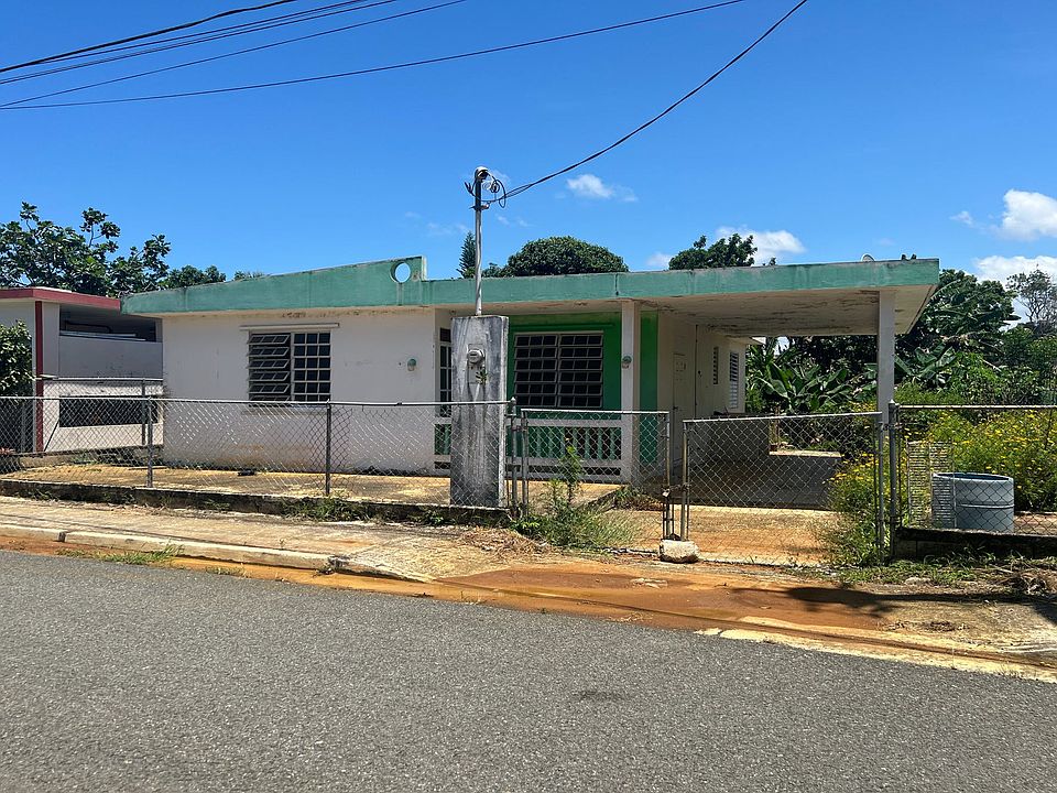 2nd image of Com Mora Guerrero 155 St #6