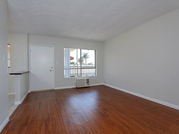3rd image of 350 S Sierra Madre Blvd APT 14