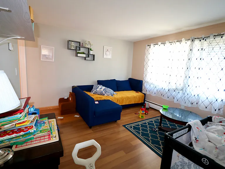 47 Van Dyke St #2 — Photo 6