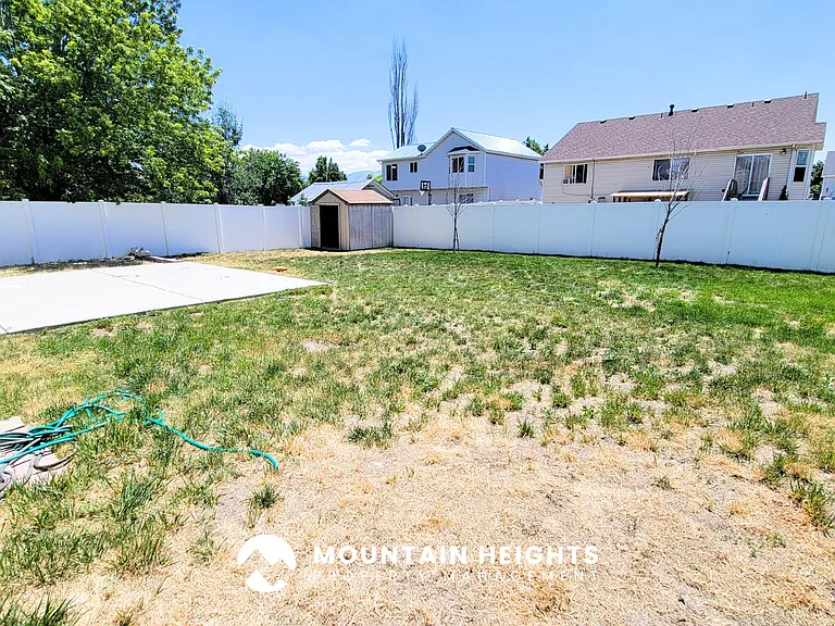 1953 W Black Angus Dr — Photo 6