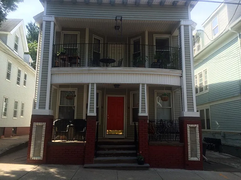 Tilton St — Photo 8