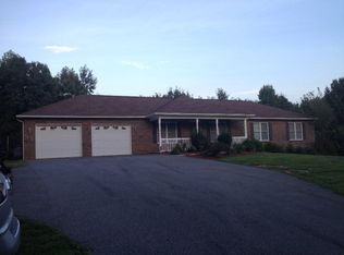 1498 Fall Creek Rd, Ringgold, VA 24586