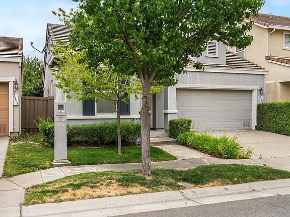 3rd image of 2920 Tourbrook Way