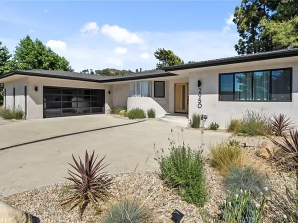 2950 Dona Emilia Dr, Studio City, CA 91604