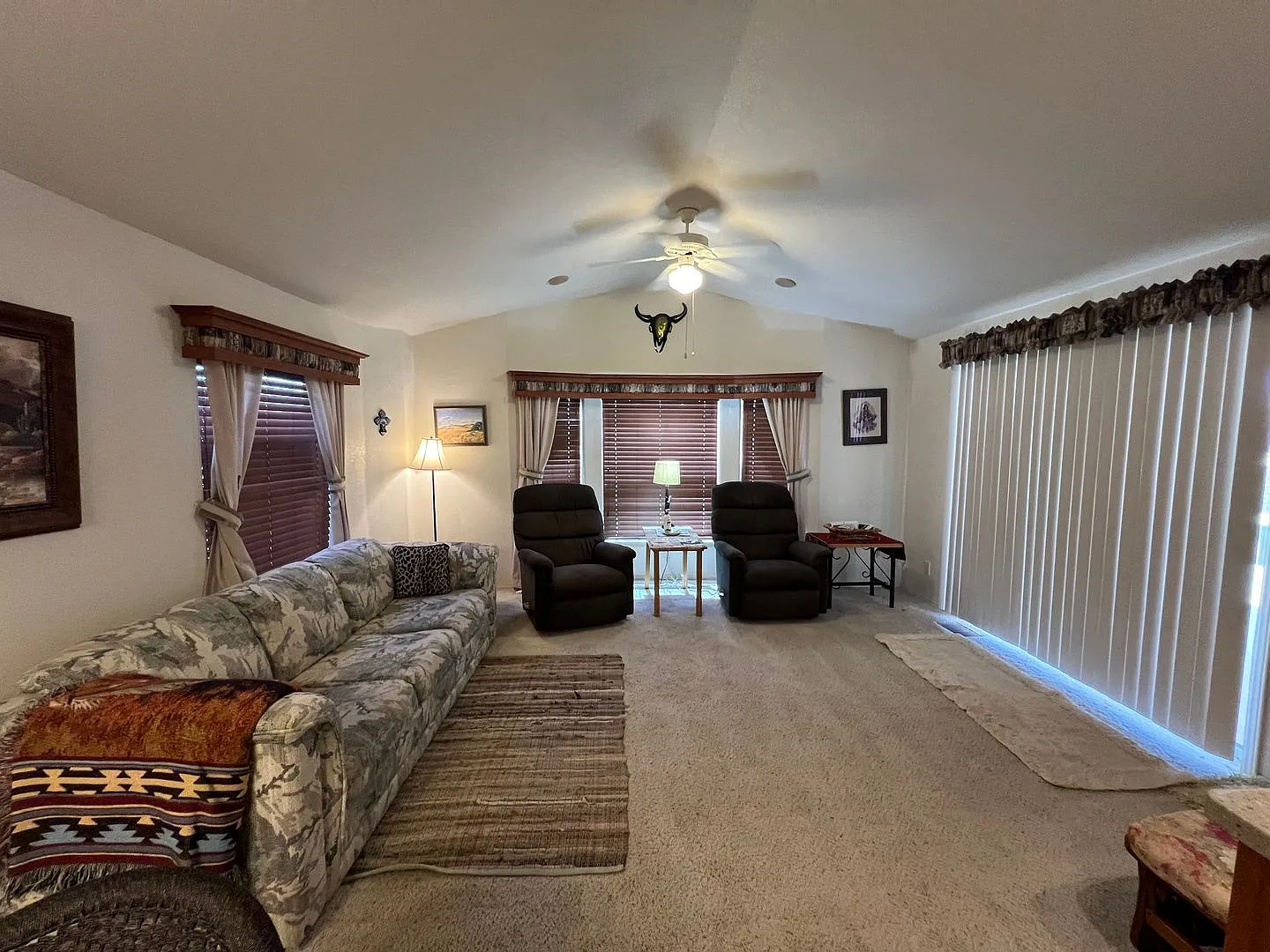 Furnished Foothills Retreat!! — Photo 2