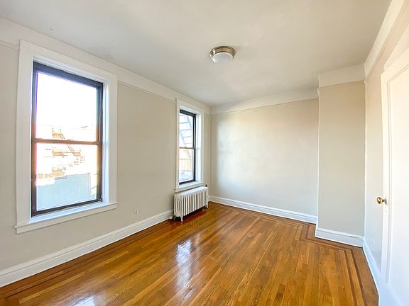 2nd image of 2521 31st Ave APT C52