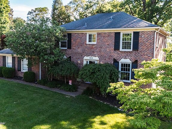 2nd image of 4610 Deepwood Dr
