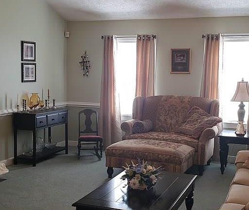 2nd image of 6707 Trestle Ln
