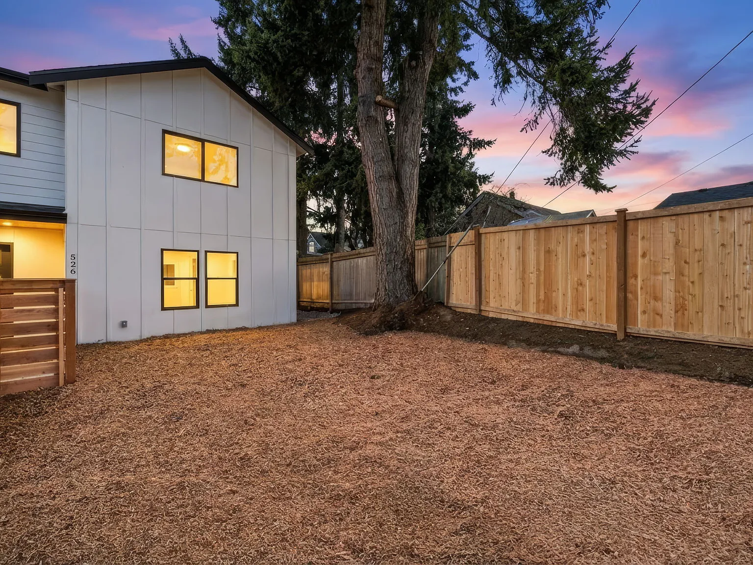 3 bed, 1089 sqft, $4,000 — Photo 2