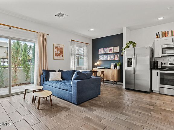 3rd image of 2263 W Harmont Drive