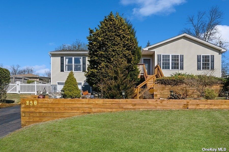 230 Rhoda Road, Mattituck, NY 11952 Zillow