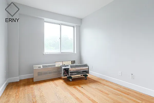 Rented by ERNY LLC | media 58