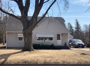 719 Spring St, Kenyon, MN 55946