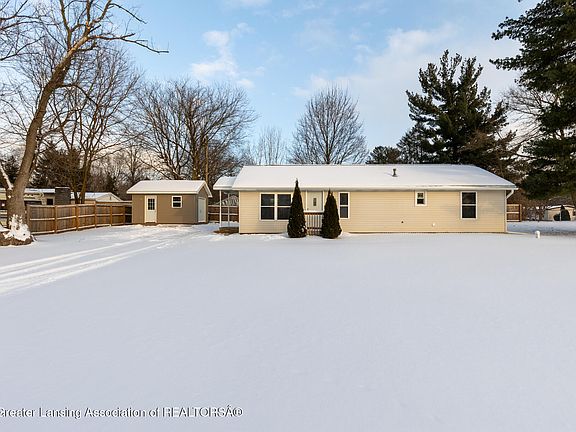 3rd image of 6420 Culver Dr