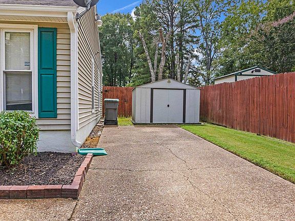 3rd image of 6681 Kamali Ave