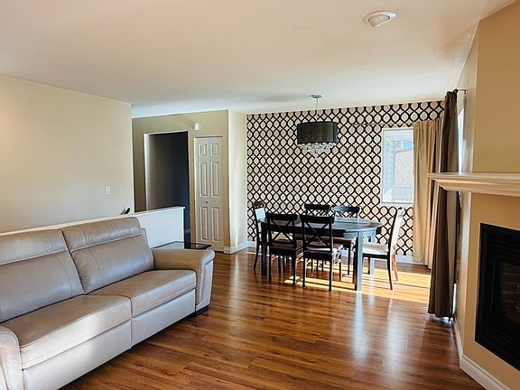 5th image of 852 Tralee Pl