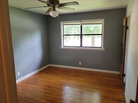 2nd image of 7421 E 20th Pl S