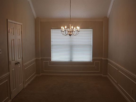 5th image of 9821 Flamingo Ln