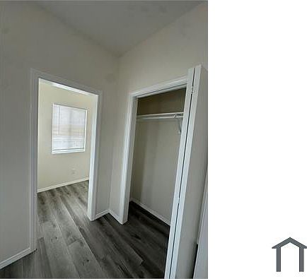 2nd image of 2715 1/2 Alsace Ave