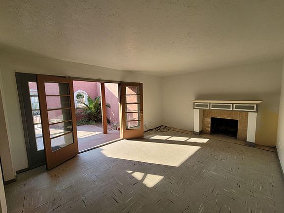 4th image of 10800 Ivanhoe Dr #1
