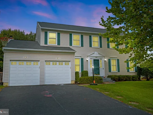 3860 Wertz Dr, Woodbridge, VA 22193