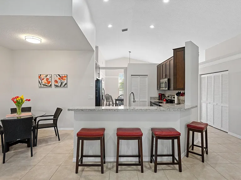 1871 Corsica Dr — Photo 11
