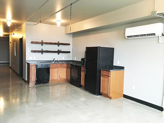 2nd image of 30 1st St NE #201