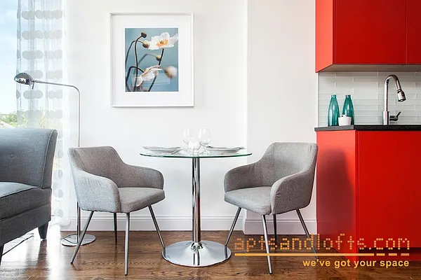 Sold by aptsandlofts.com | media 14