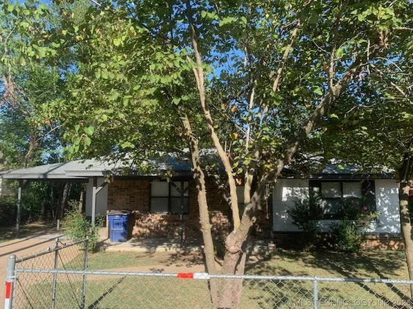 203 N Labass St, Muldrow, OK 74948