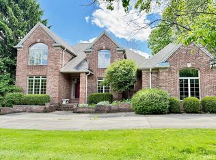 5401 W Deer Run Ct, Muncie, IN 47304