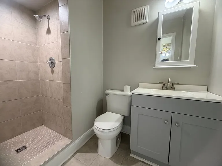 5516 Lakeshore Dr #504 — Photo 25