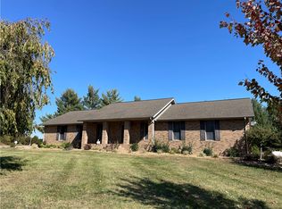 11500 N 1190th St, Newton, IL 62448