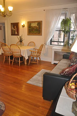 Sold by Chartwell Forest Hills Realty | media 19