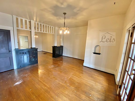 2nd image of 107 W Main St APT C