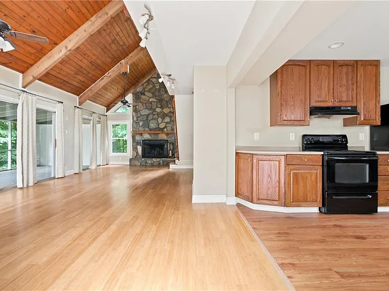 3349 Chestatee Rd — Photo 3