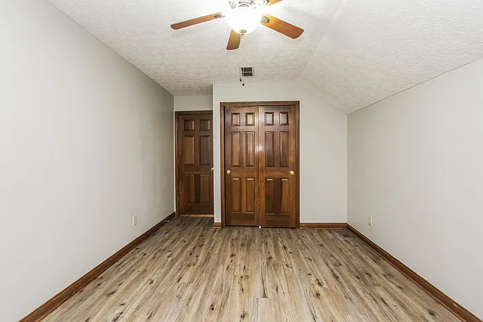 7638 Chestnut Hills Dr — Photo 9