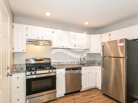 841264_005_kitchen_14321032.jpg