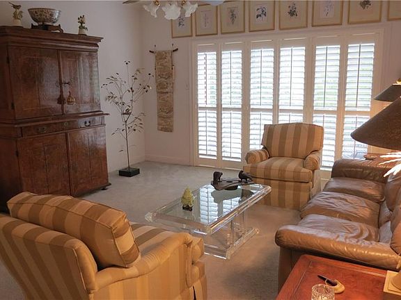 5th image of 401 Rue Street Peter St #234