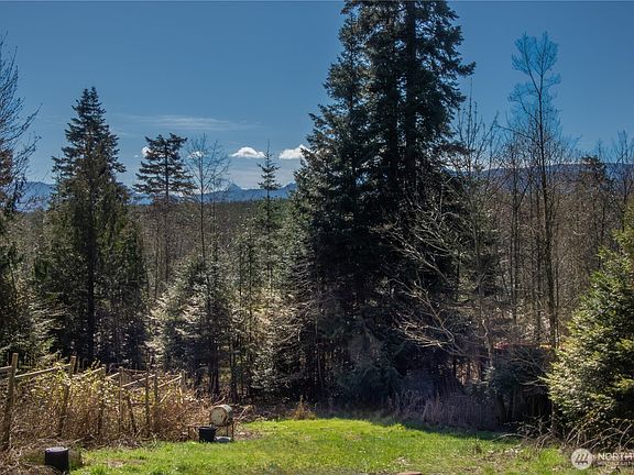 2nd image of 1119 Eaglemount Road